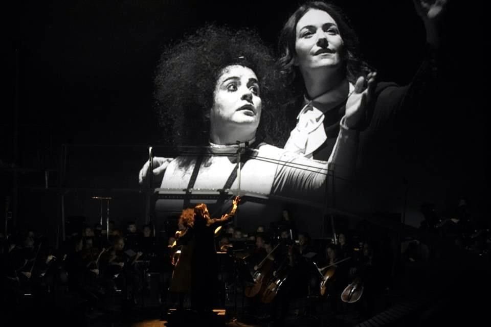 Alondra de la Parra vuelve a Guadalajara tras 10 años de ausencia, para presentar 'Silence of Sound', junto con la artista clown Gabriela