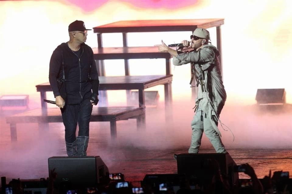 En su 'Última Misión World Tour', en Guadalajara, Wisin y Yandel entregaron lo mejor de su reggaetón y confesaron su amor a México.