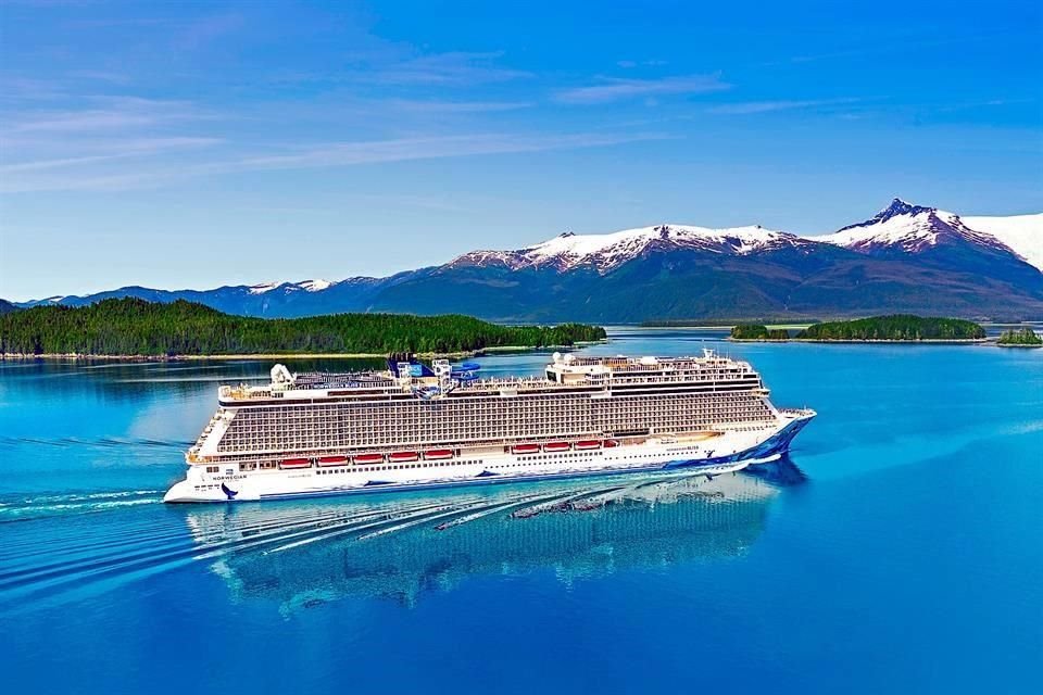 Norwegian Bliss.