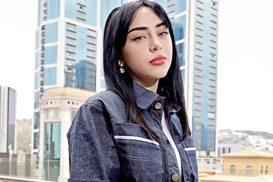 La cantante Nicki Nicole grabó su nuevo video en Monterrey.
