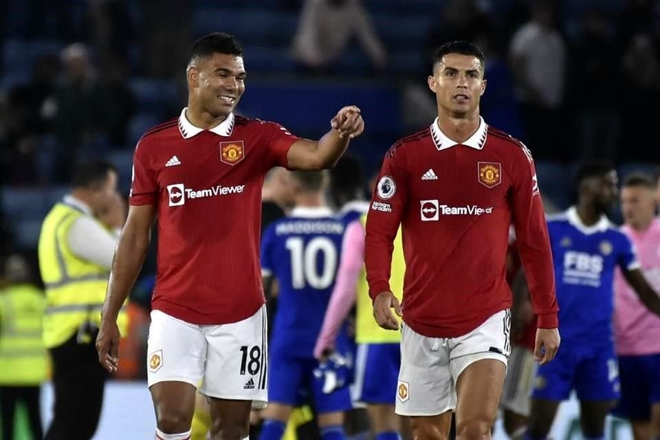 Casemiro y CR7 opinando del partido.