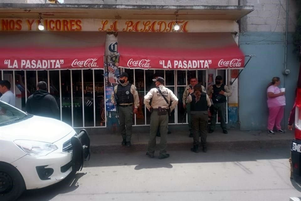 Un hombre de 35 años fue acribillado dentro de una tienda de abarrotes en Tecámac, Estado de México.