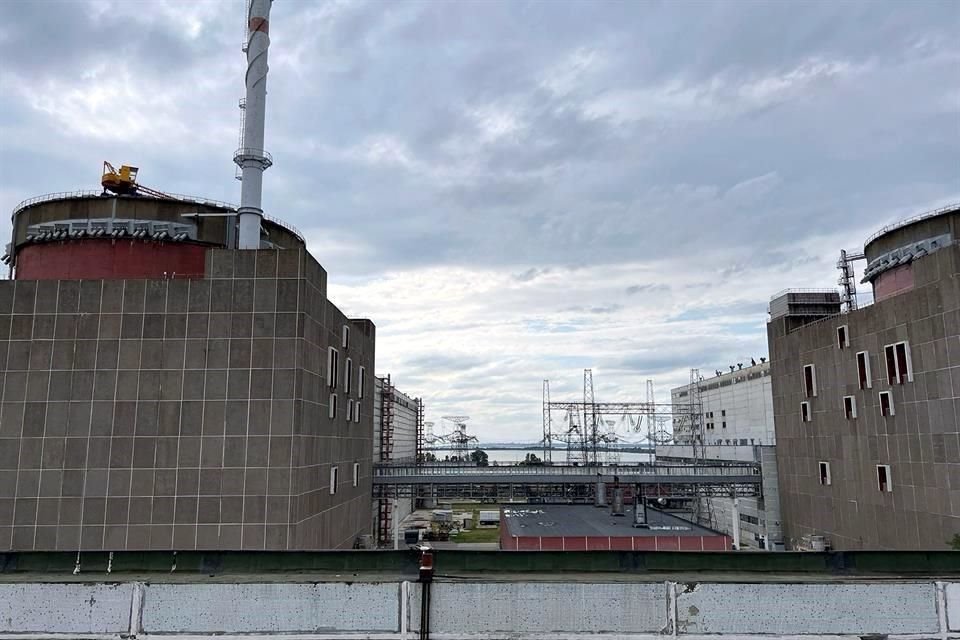 Vista de uno de los reactores de la planta nuclear de Zaporiyia, ocupada actualmente por tropas rusas.