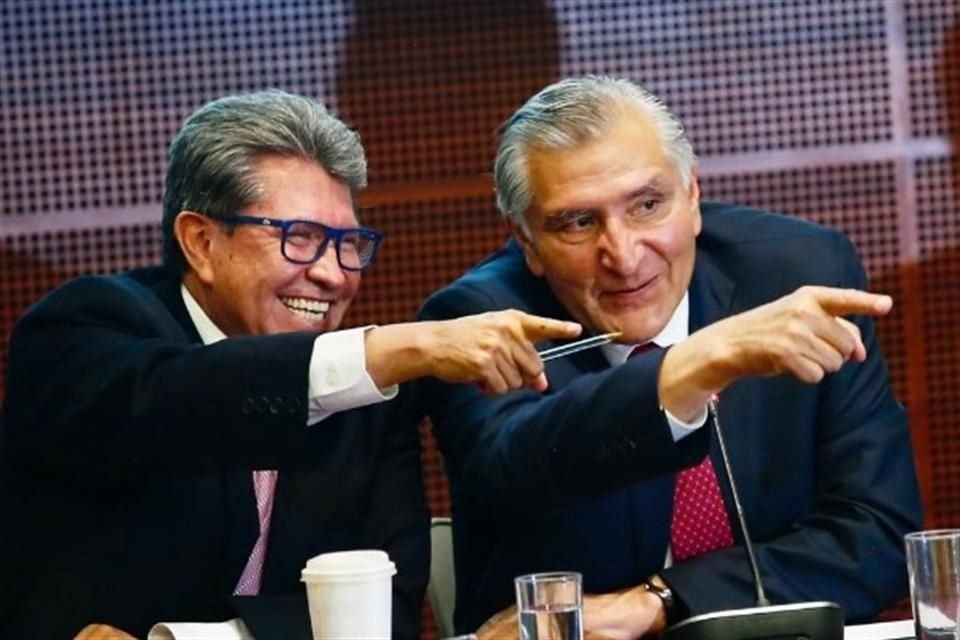 El Secretario de Gobernación, Adán Augusto López, acudió al Senado a dialogar con los integrantes de Morena y sus aliados, lo recibió Ricardo Monreal.