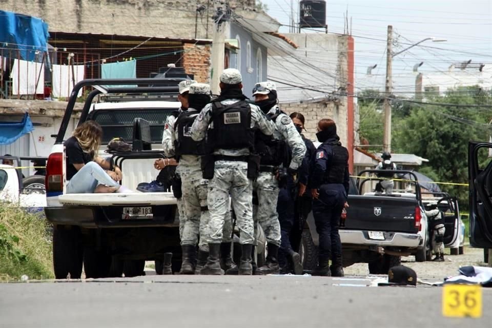 Elementos de la Guardia Nacional arribaron al sitio.
