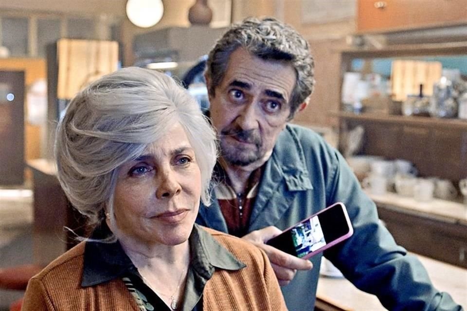 Protagonizan Protagonizan Verónica Castro y Natasha Dupeyrón 'Cuando Sea Joven', comedia sobre las segundas oportunidades.