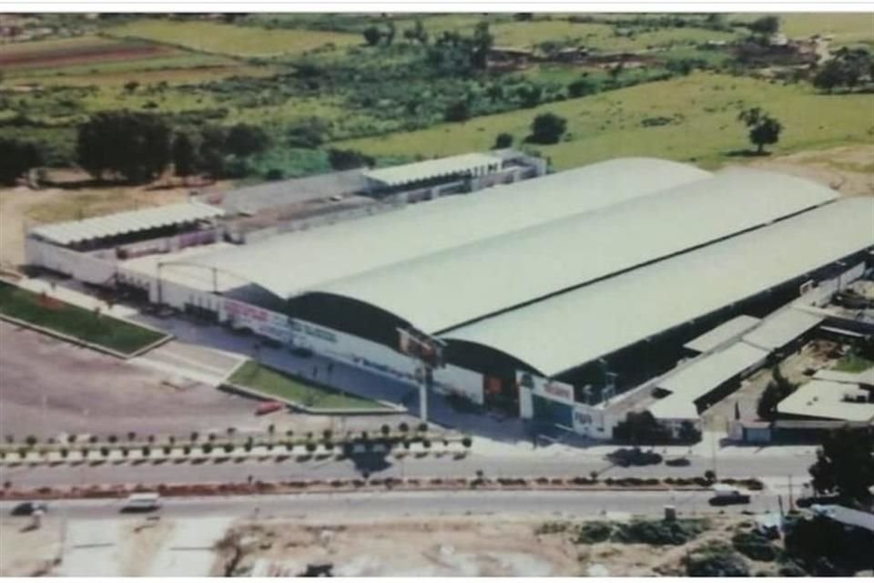 Así lucía el Río Nilo en su inauguración, en 1990, con el primer baile con Los Bukis.
