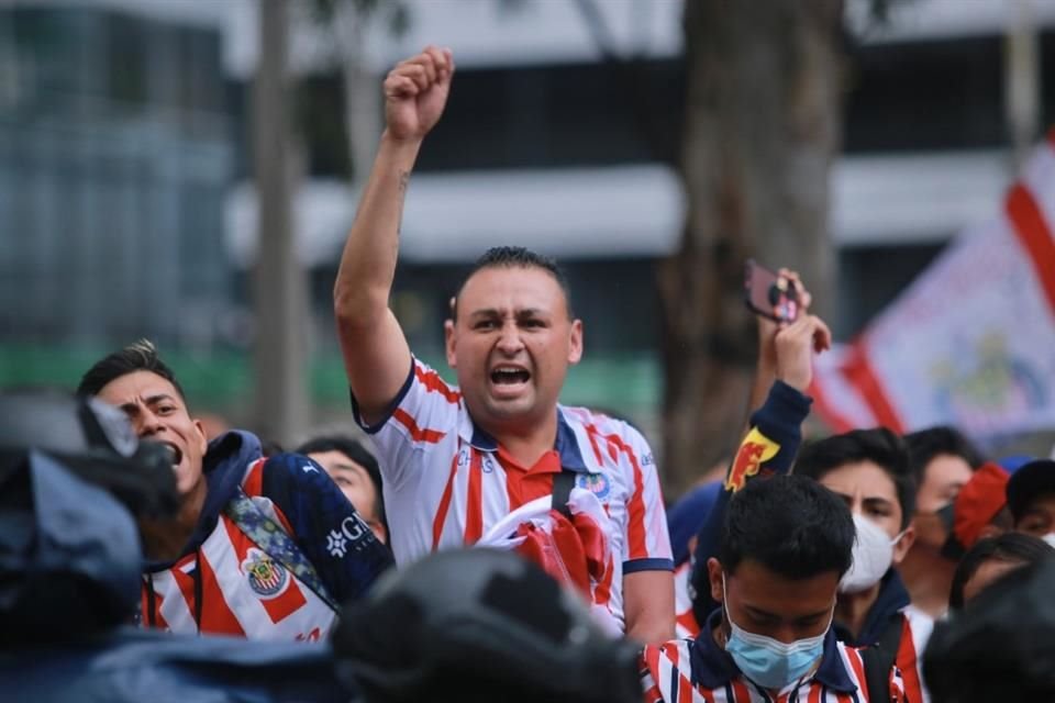 El apoyo incondicional hacia las Chivas.