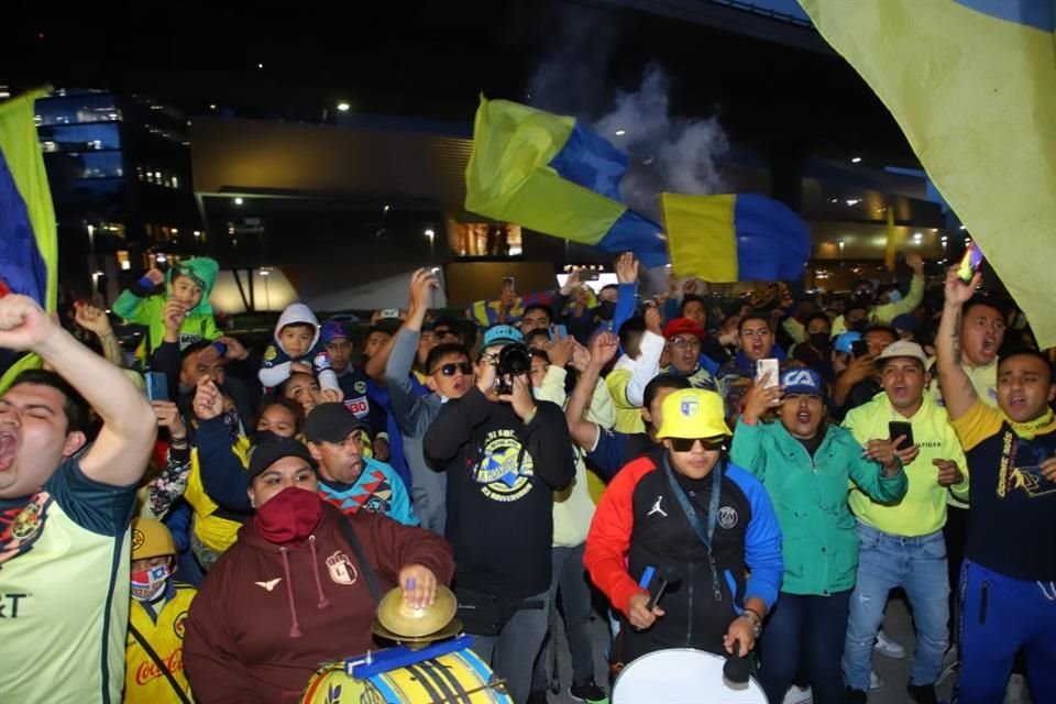 Las porras no pararon para las Águilas.