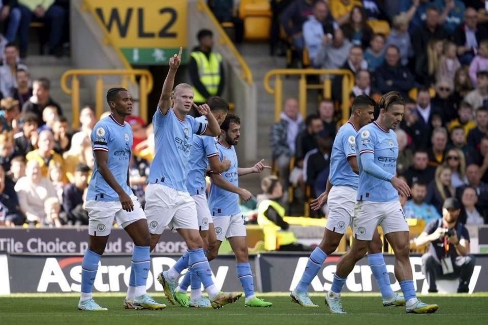 Erling Haaland continúa marcando goles con el Manchester City.