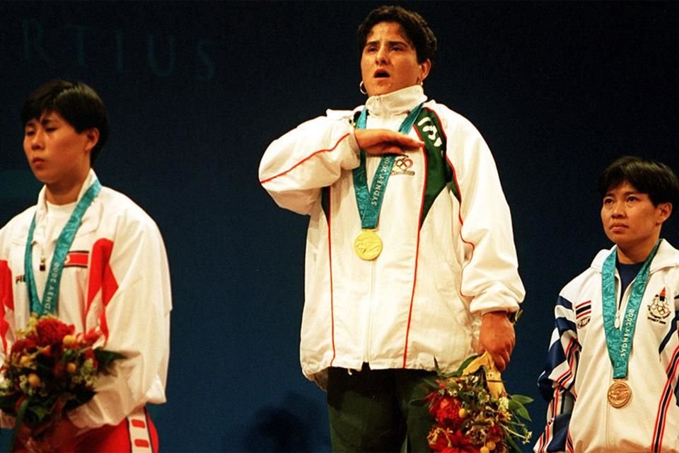 Soraya Jiménez se convirtió en la primera mujer en colgarse una medalla de oro en Juegos Olímpicos.