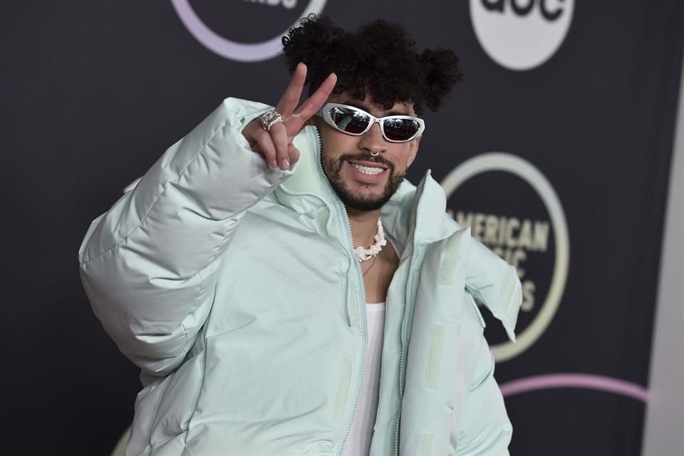 Bad Bunny, Rauw Alejandro, Rosalía y Christina Aguilera encabezan la lista de nominaciones a los premios Latin Grammy.