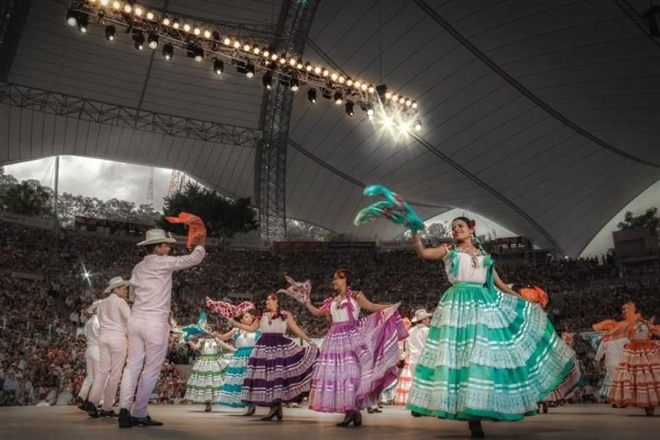 Aspectos de la Guelaguetza 2022 en Oaxaca.
