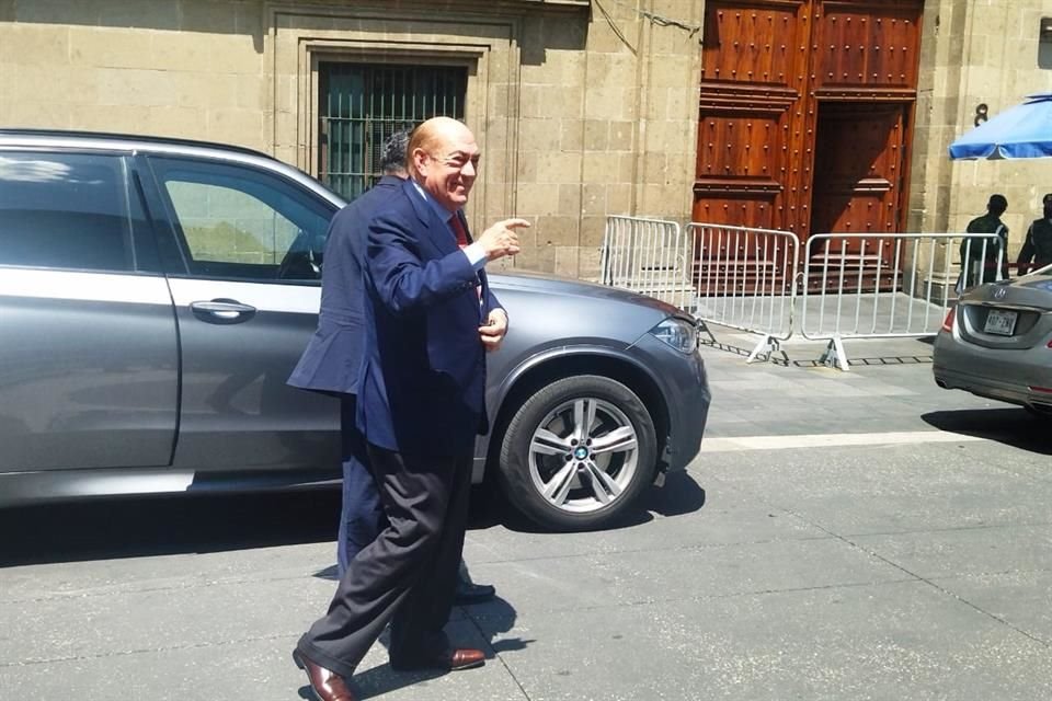 Antonio Suárez Gutiérrez a su llegada a Palacio.