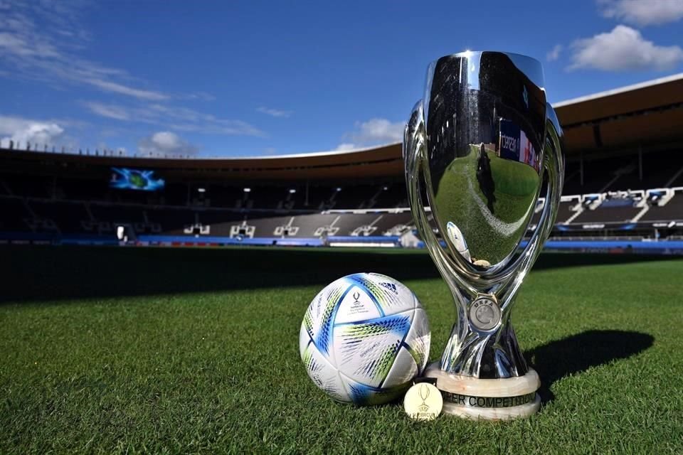 La Supercopa UEFA se podría disputar en Estados Unidos.