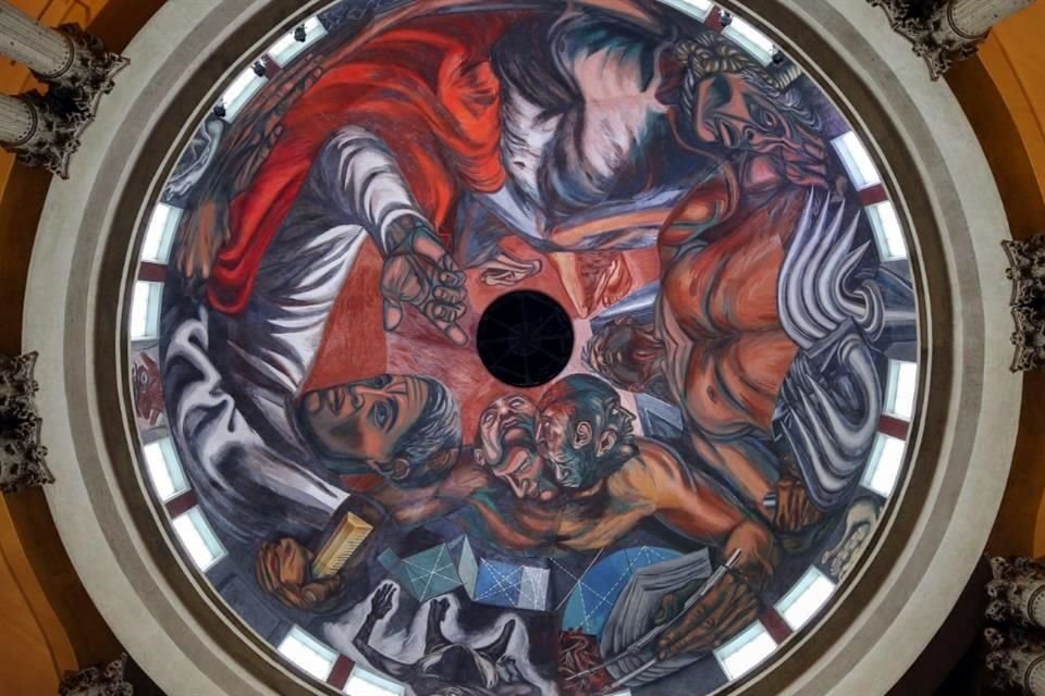 Tras los sismos de esta semana, el mural de José Clemente Orozco, 'El hombre creador y moderno', se fisuró levemente, según informó la UdeG.