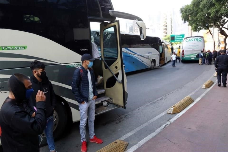 Durante la semana, normalistas de Ayotzinapa y familiares de los desaparecidos han realizado actos de protesta en la CDMX.