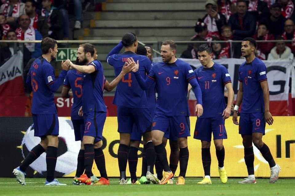 Países Bajos se enfila al Final Four de la Nations League.