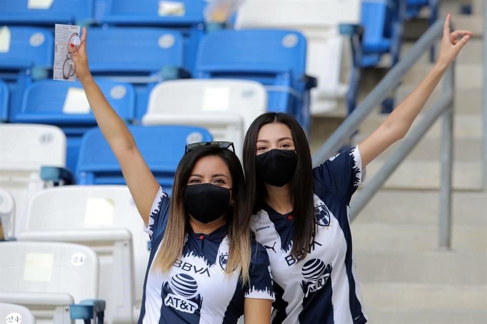 Así se vivió el color previo al duelo de vuelta de Cuartos de Final entre Rayados y Santos en el Estadio BBVA.