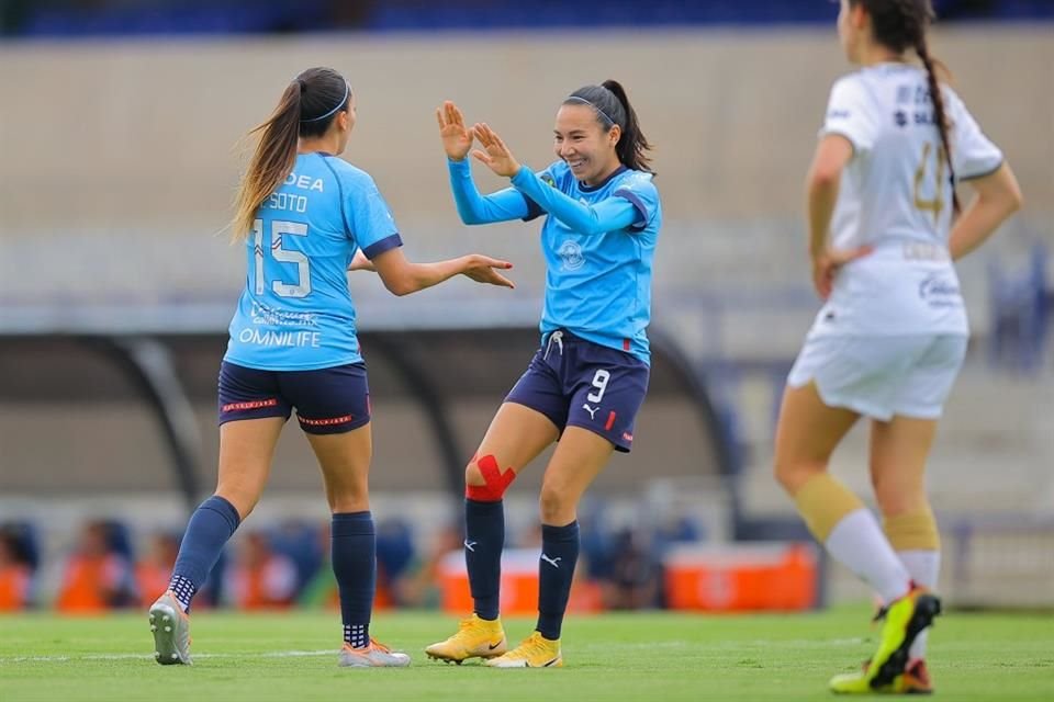 Las Chivas femenil siguen intratables en su búsqueda por el Bicampeonato.