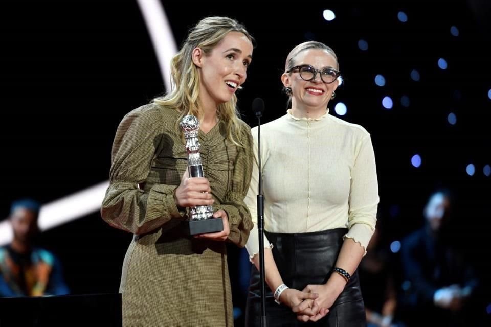 Marian Mathias recibi{o el Premio Especial del Jurado: 'Runner'.