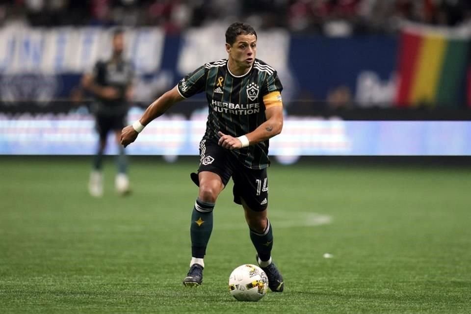 'Chicharito' Hernández cree que la carga del quinto partido no debe caer solo en los jugadores del Tricolor.
