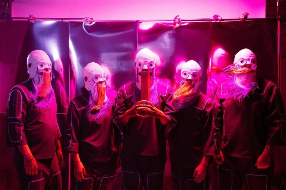 Austin TV, banda mexicana de post-rock instrumental, finalizó su descanso indefinido de casi nueve años con el estreno de una nueva canción.