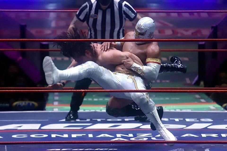 Místico es una de las figuras de la Arena México y del CMLL.