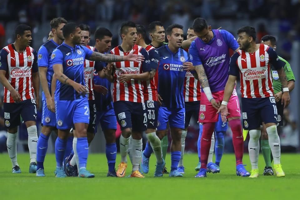 Cruz Azul y Chivas van por los tres puntos en el Estadio Azteca.