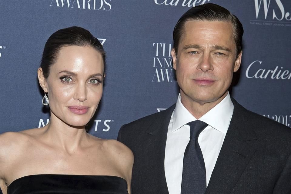 Un representante y fuentes cercanas a Brad Pitt aseguraron que las acusaciones de violencia de Angelina Jolie son falsas.