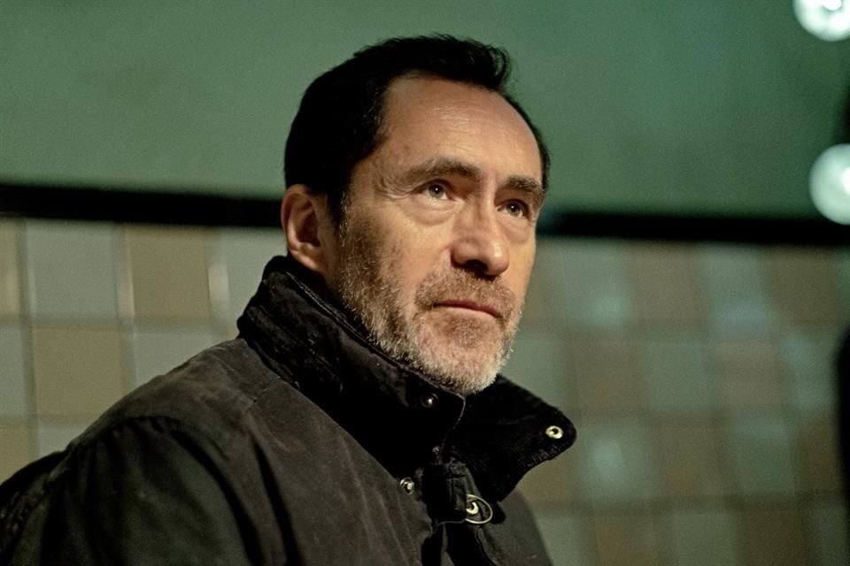 El actor mexicano Demián Bichir brilló en la Comic Con de Nueva York al presentar la nueva serie de terror de Paramount+, 'Déjame Entrar'.
