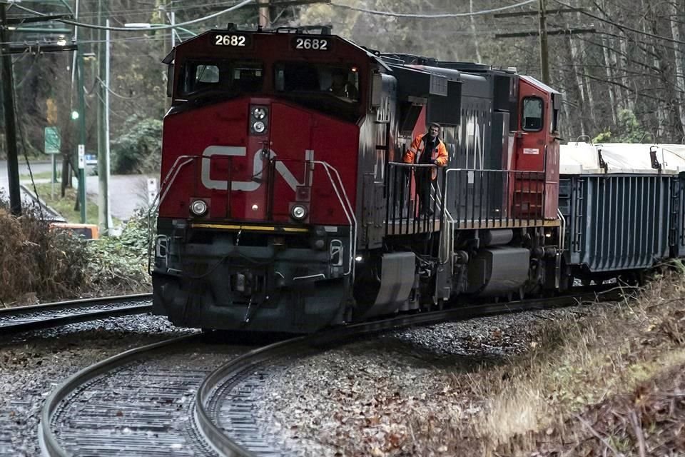 Canadian National modificó su oferta de compra por Kansas City Southern.