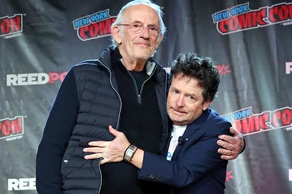 Los actores Michael J. Fox y Christopher Lloyd, protagonistas de 'Volver al Futuro', se reunieron en el marco de la Comic-Con de Nueva York.