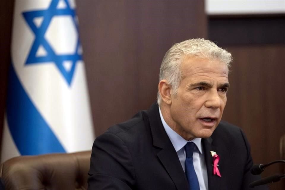 El Primer Ministro de Israel, Yair Lapid, durante una reunión semanal del Gobierno en Jerusalén, el 2 de octubre de 2022.