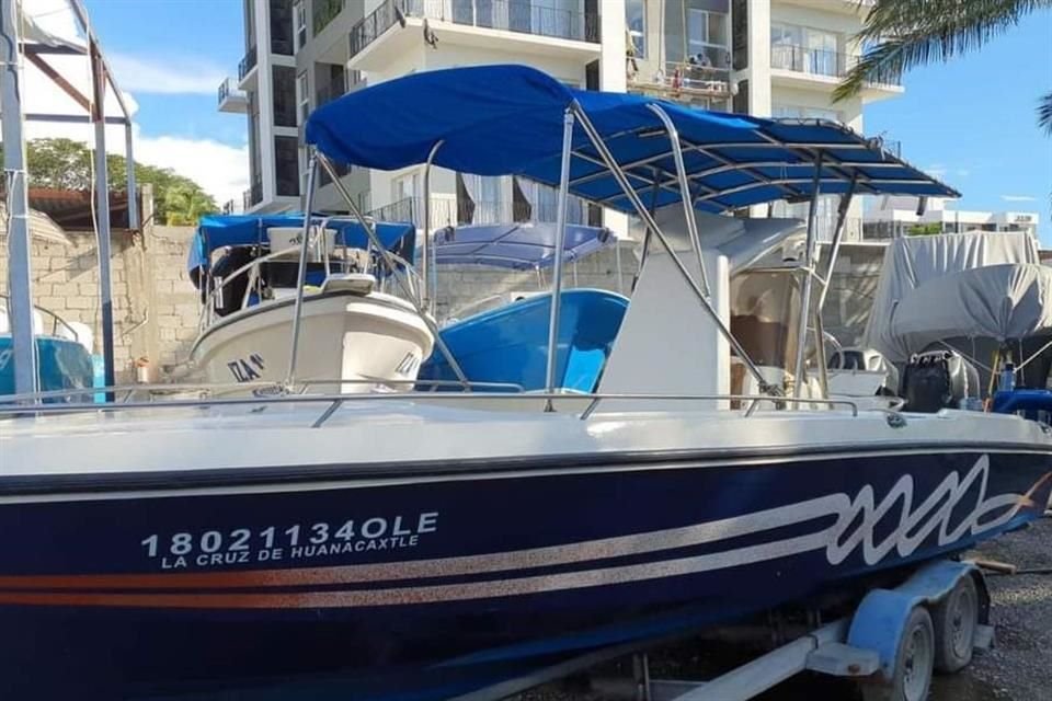 La embarcación Olé, con matrícula 18021134, zarpó desde la mañana del domingo de Puerto Vallarta.
