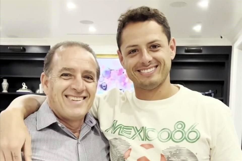 Javier 'Chicharito' Hernández y su papá, Javier 'Chícharo' Hernández.