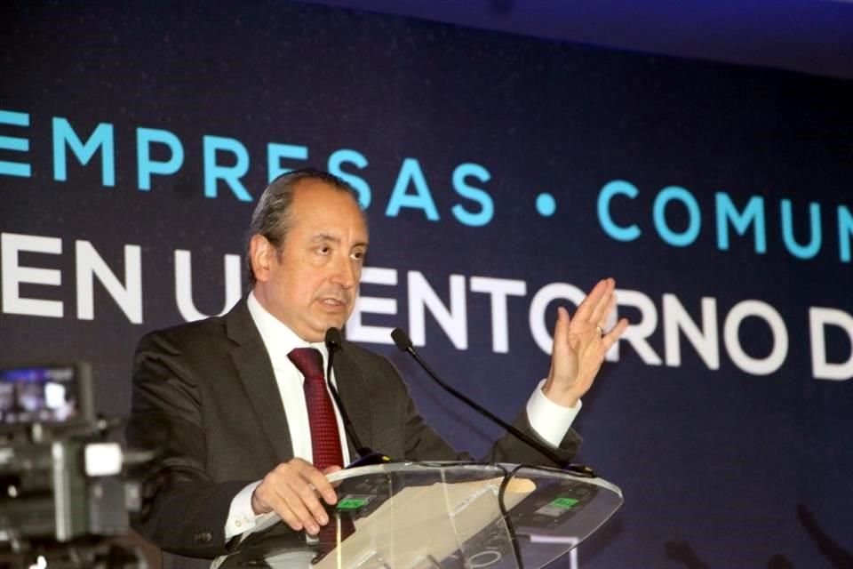 Carlos Garza Ibarra, Secretario de Finanzas de NL.