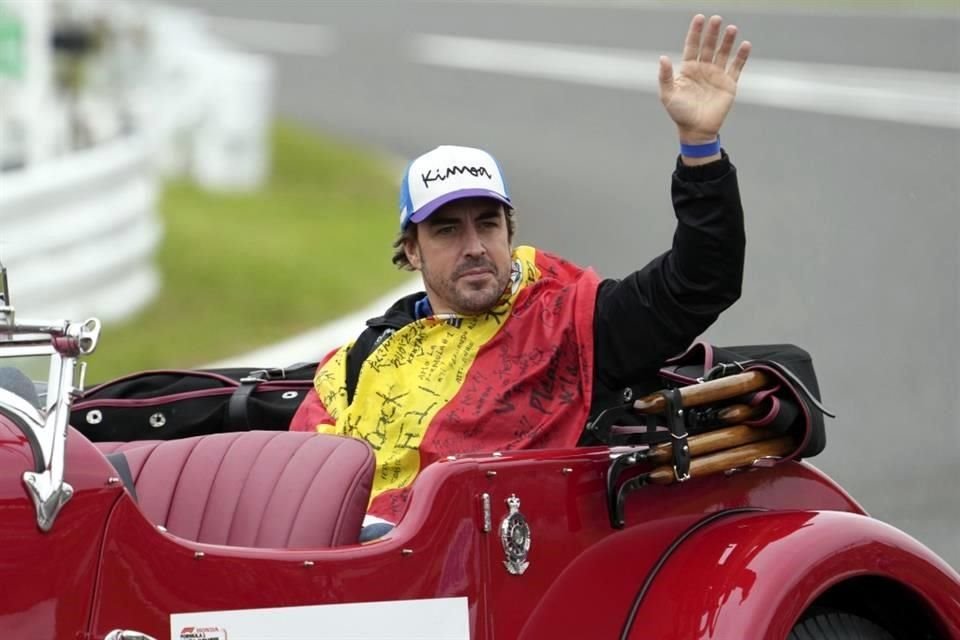 Fernando Alonso fue el primero en mover el avispero.