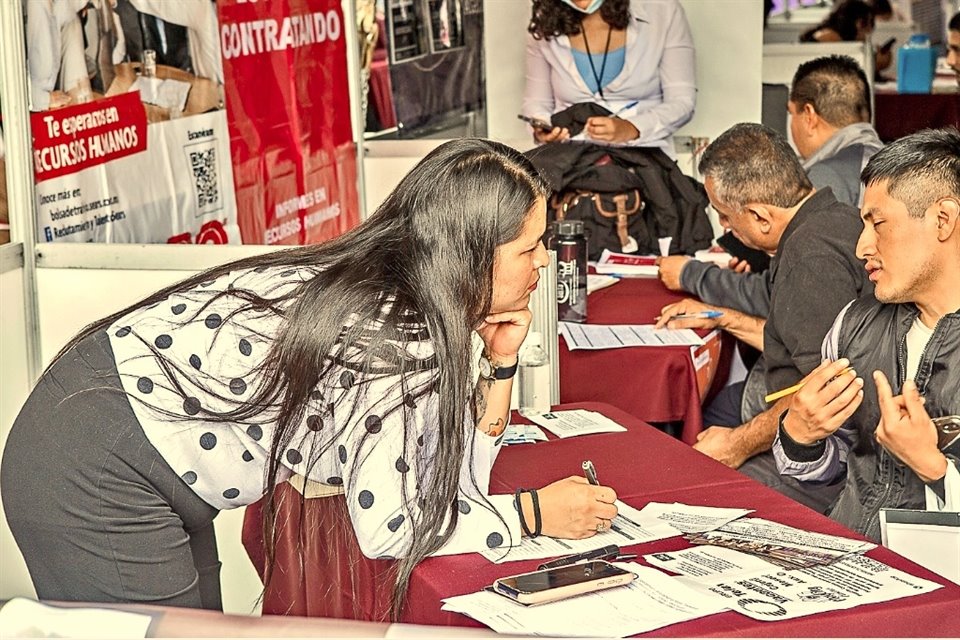 Uno de cada dos empleados en Jalisco gana entre 5 mil y los 10 mil pesos mensuales.
