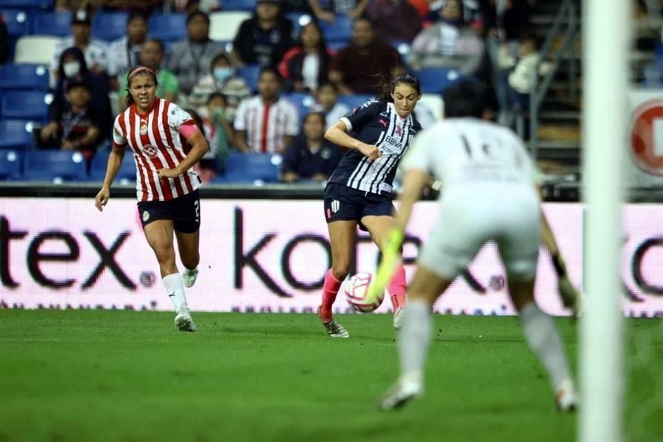 Las imágenes de la victoria de Rayadas por 1-0 ante Chivas en el 'Gigante de Acero'.