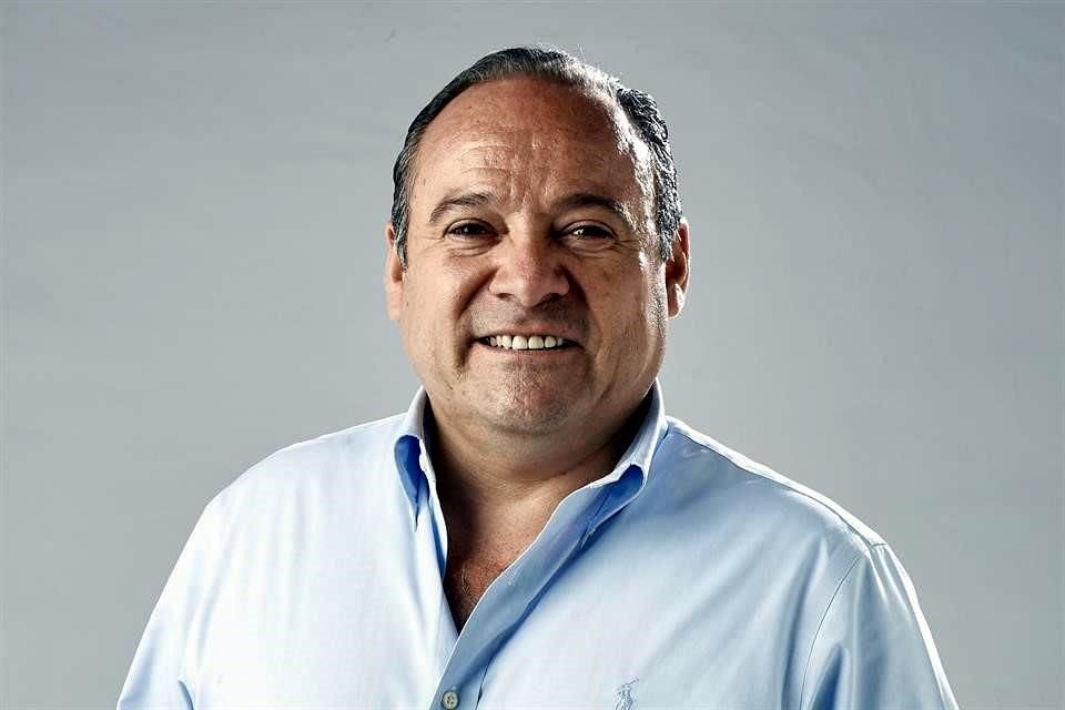 Alberto Uribe Camacho.