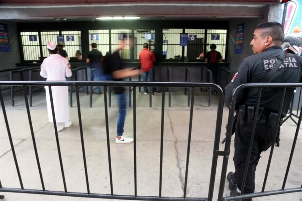 Se reforzó la seguridad en torno al recinto ferial para quienes ingresaron por la tarde.