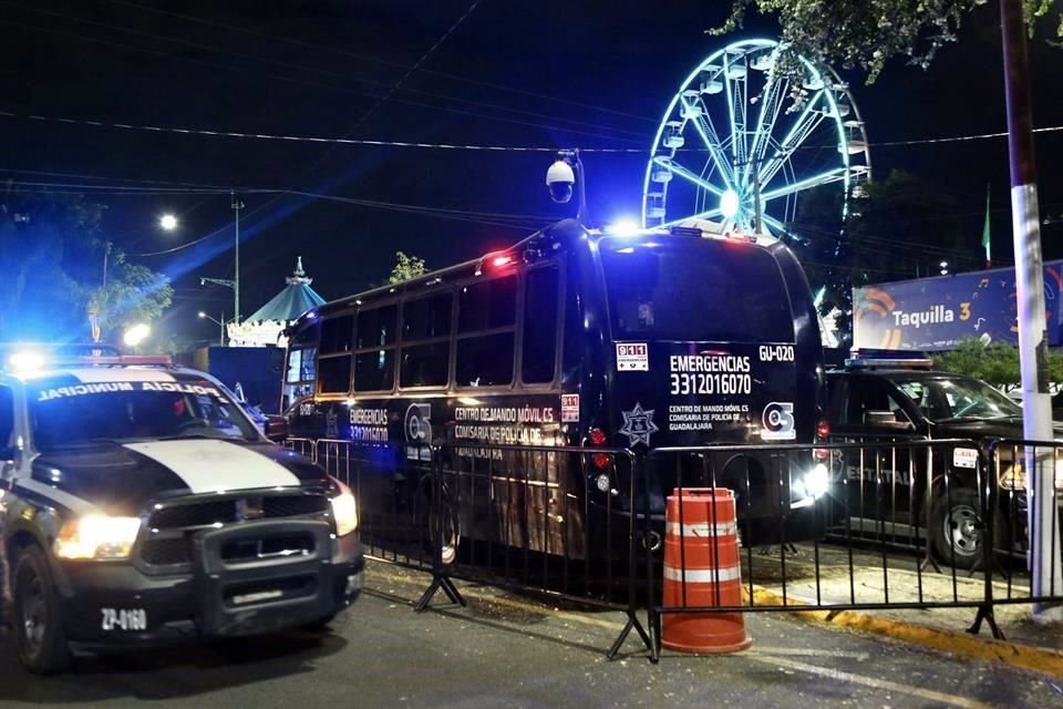 Módulo de seguridad a las afueras del recinto ferial.