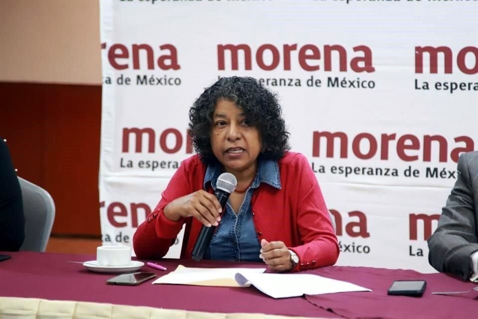 La regidora Candelaria Ochoa pidió la renuncia de la Contralora Ciudadana de Guadalajara, Cynthia Cantero, argumentado que ha hecho un mal trabajo.