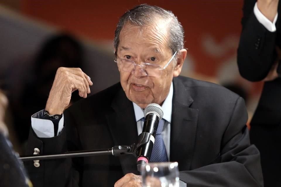 Porfirio Muñoz Ledo, quien falleció este domingo a los 89 años, recibirá un homenaje en la Cámara de Diputados, anunció Santiago Creel.