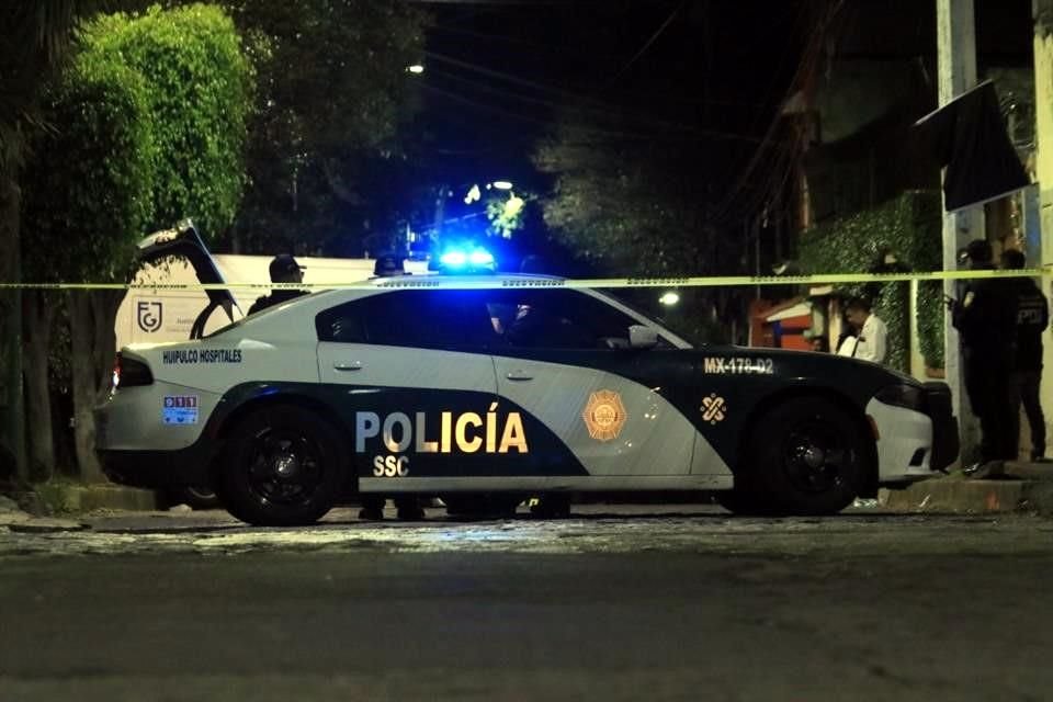 Reportes señalan que el hombre asesinado era conductor de una aplicación de transporte privado, y que fue rodeado por dos jóvenes.