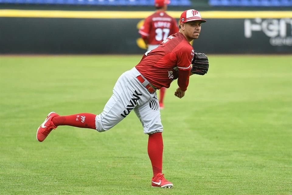 Roberto Osuna es una de las cartas fuertes de la novena capitalina.