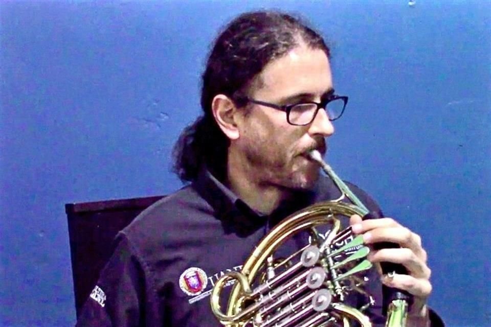 Carlos Estevens.