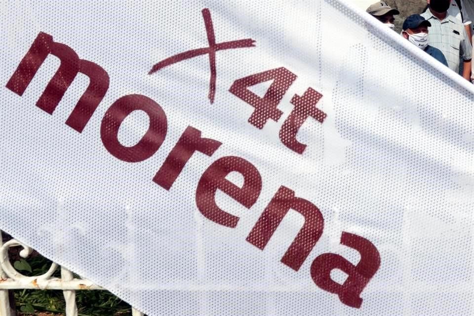 Dinero recopilado por Delfina Gómez cuando era Alcaldesa fue donado por funcionarios de primer nivel, defendió el senador Higinio Martínez.