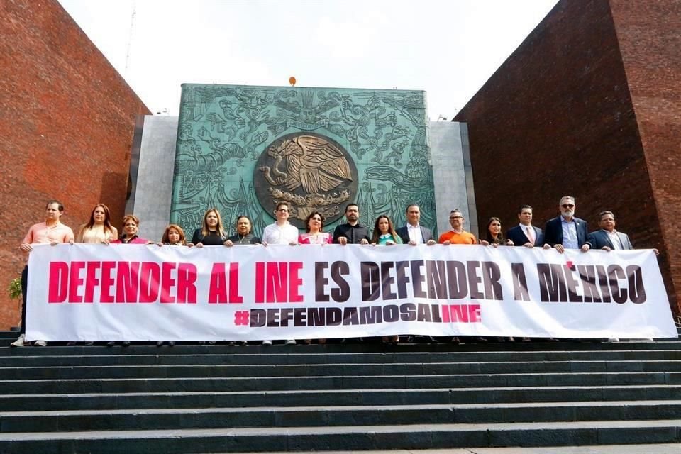 Legisladores de Movimiento Ciudadano adelantaron que votarán contra reforma electoral enviada por AMLO.